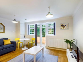 Redhill town centre apartment by Livingo